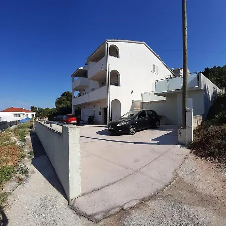 Family-friendly With Swimming Pools Arbanija, Ciovo - 16478 Apartament Trogir