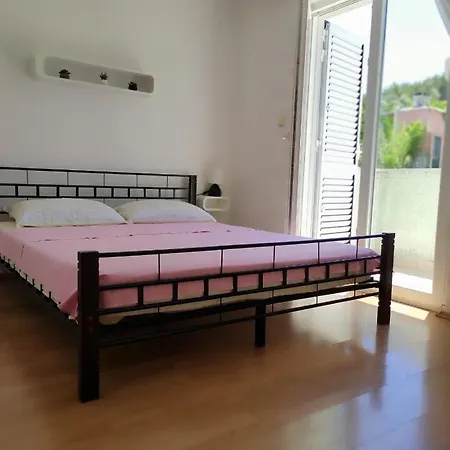 Family-friendly With Swimming Pools Arbanija, Ciovo - 16478 Trogir