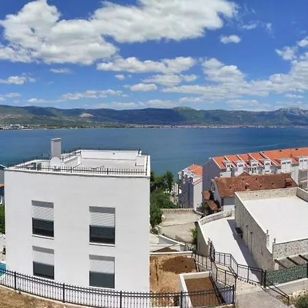 Family-friendly With Swimming Pools Arbanija, Ciovo - 16478 Apartament Trogir